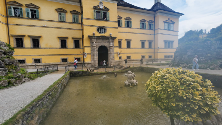 Schloss Hellbrunn Trick Falls