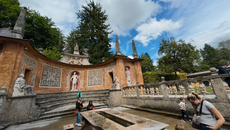 Trick Fountains Schloss Hellbrunn