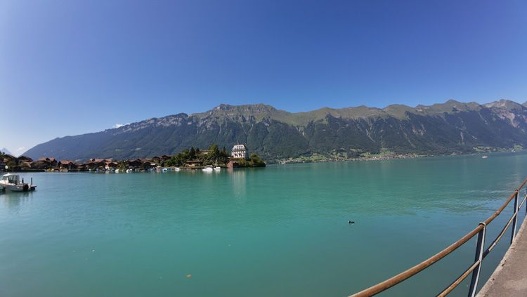 Iseltwald Village - Amazing Views