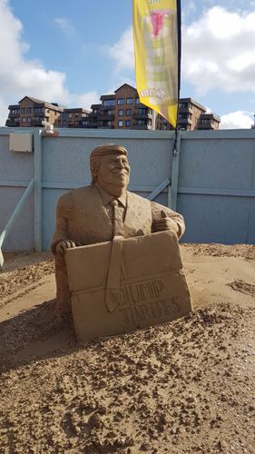 Weston Sand Sculpture Trump