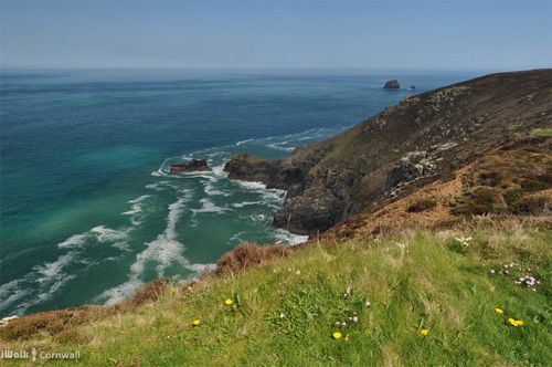 Explore St Agnes Head in Cornwall, known for its dramatic cliffs, stunning sea views, and scenic walking trails that showcase the rugged beauty of the Cornish coast
