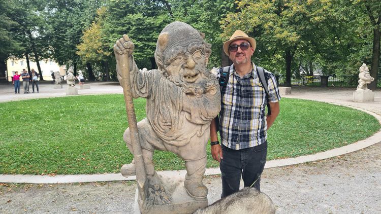 Dwarf Garden - Selfie