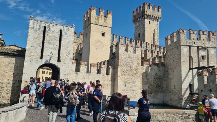 Castello Scaligero di Sirmione entrance
