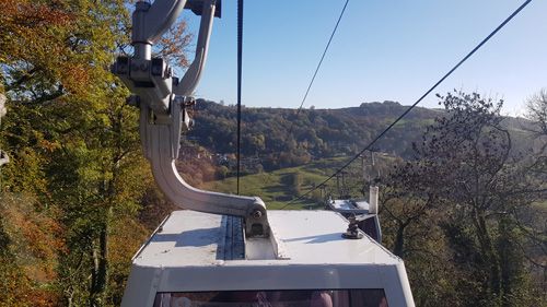 Reach the summit of the Heights of Abraham via the cable car and enjoy spectacular panoramic views of the Peak District. Discover the hilltop park's attractions, including scenic walks, historic caverns, and beautifully landscaped gardens.