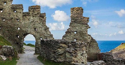 Explore Tintagel Castle and enjoy breathtaking views as you walk through the historic ruins. Discover panoramic coastal vistas and dramatic landscapes that enhance the experience of this legendary site.