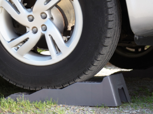 How to Use Motorhome Levelling Blocks Safely – And Choosing the Right Type