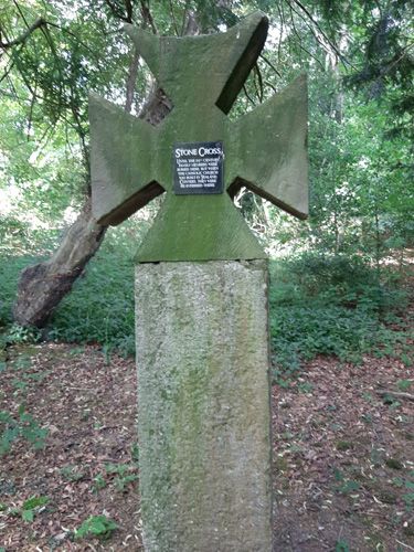 Leighton Hall gardens monument 
