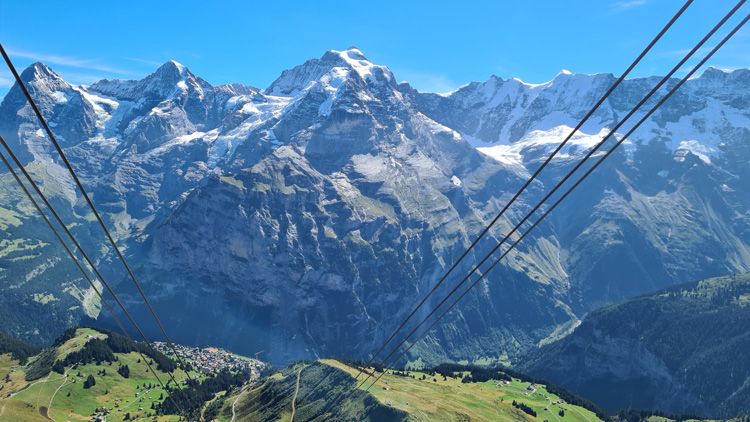 Schilthorn View well going up