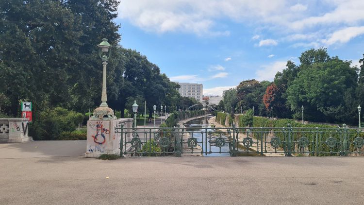 Stadtpark Municipal Park In Vienna