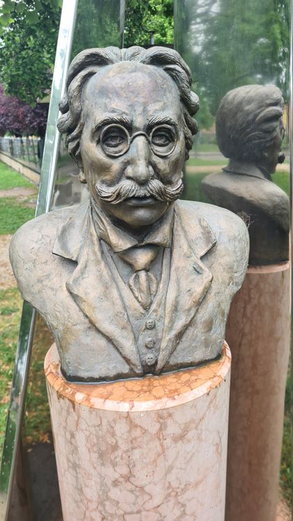 Busto di Enrico Bernardi